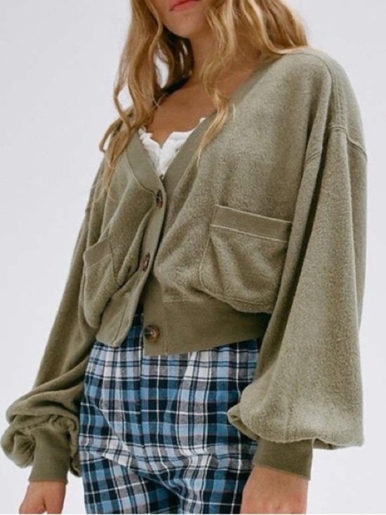 Urban Outfitters Sweaters - Urban Outfitters Olive Green Cropped Button-Front Cardigan